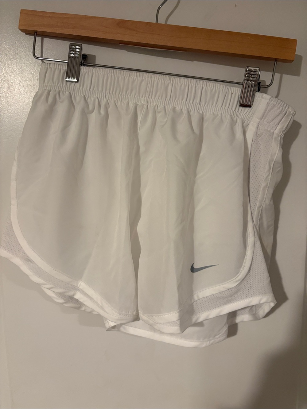 Nike white dry fit shorts